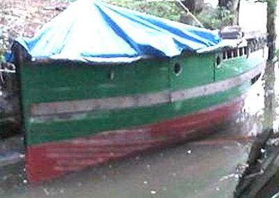 1903 25 ft x fishing boat