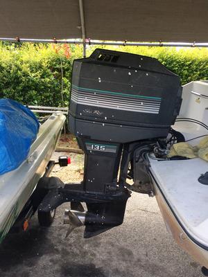 1989 Sea Ray Bowrider boat 135 horsepower Mercury outboard 