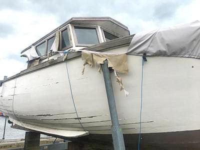 32ft wooden boat needs lots of TLC