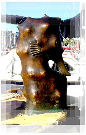 Mignonne's Stem Head