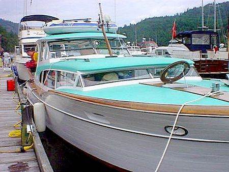 Chris Craft Commander Sport Fisherman Chris Craft Commander Sport Fisherman