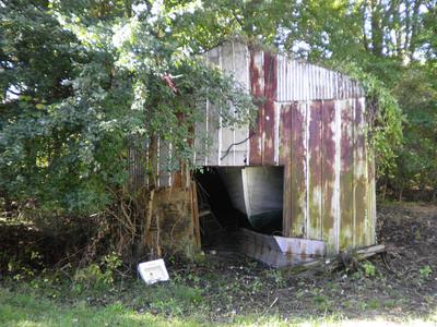 BARN FIND 32' Mahogany Boat Hull Built by a Master 