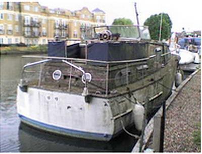 thames boat