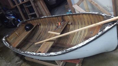 Does anyone know what kind of boat this is?