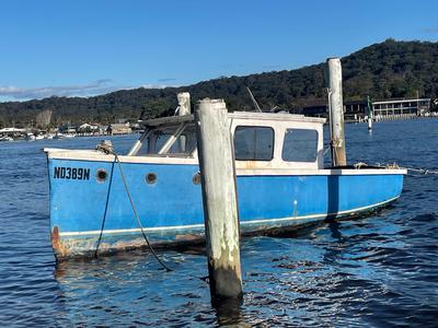 22Ft Old Timber Boat Project - The 'Gypsea Blue'