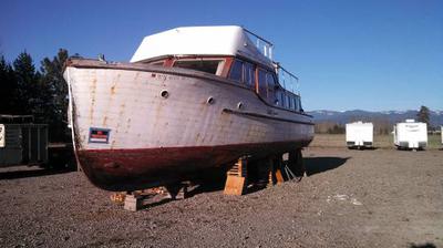 1949 Ed monk 43 foot motor yacht.