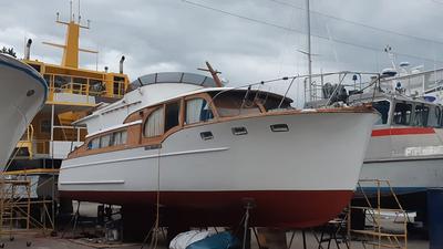 1956 Monk 40 Ft Bridgedeck Motor Yacht